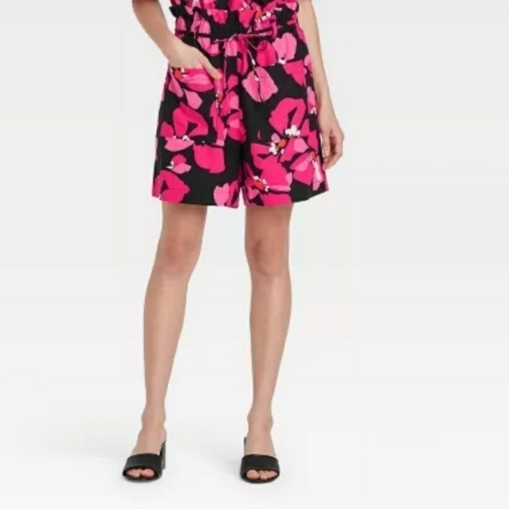 Who What Wear Black & Pink Floral Linen Drawstring Shorts